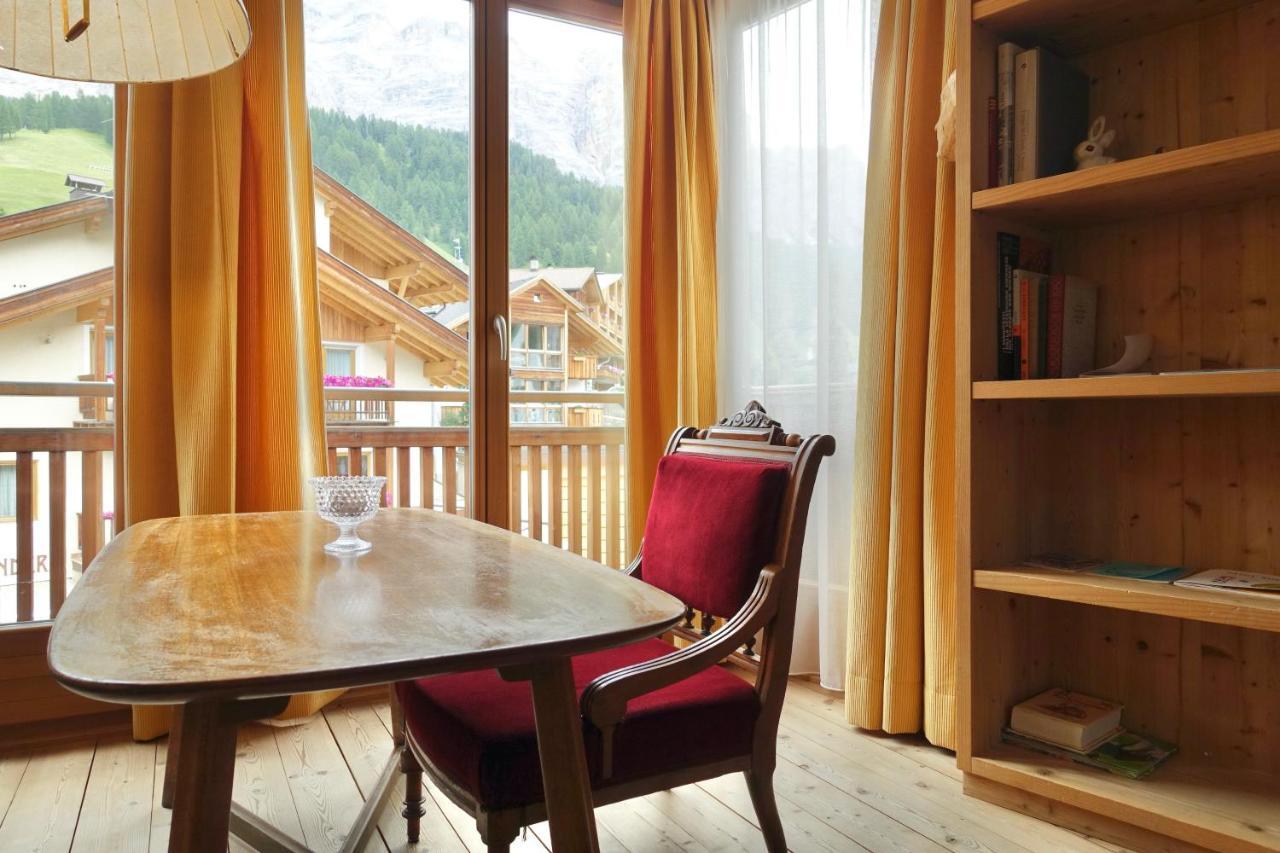 Apartments Da La Vedla Flats San Cassiano  Ngoại thất bức ảnh